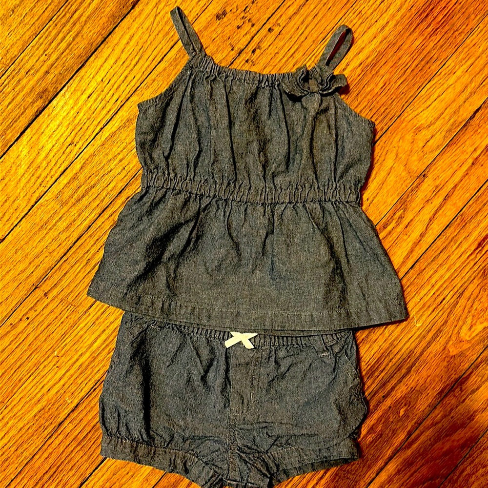 Toddler denim short set.